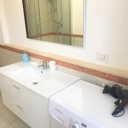 Romaholiday San Giovanni Apartamento *